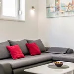 Apartments Amore